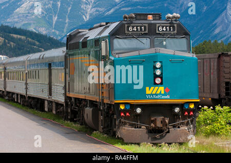 Via Rail Canada Zug in Jasper, Jasper National Park, Alberta, Kanada Stockfoto