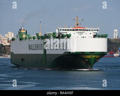 Car Carrier im Gange. Stockfoto