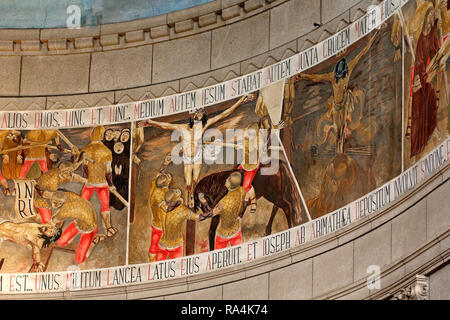 Gemälde hinter dem Altar und unter der Kuppel der Basilika von Monte de Santa Luzia in Viana do Castelo, in der Nähe von Porto in Portugal, die die Stockfoto