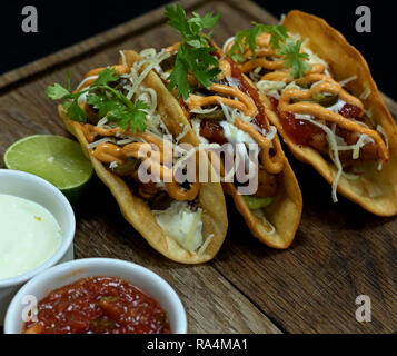 Mexikanische Tacos mit Würzmittel Stockfoto
