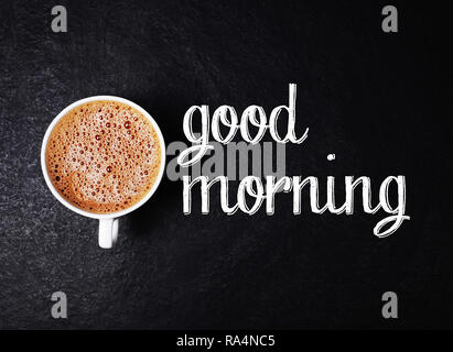 Frischen heißen Kaffee und guten Morgen Inschrift Stockfoto