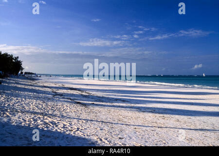 Strand von Kiwengwa, Sansibar, Tansania, Afrika Stockfoto