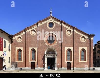 Wlochy - Lombardia - Mediolan - kosciol Santa Maria delle Grazie w ktorym znajduje sie fresk Leonarda da Vinci Ostatnia wieczerza Italien - Lombardei - Mailand - die Kirche Santa Maria delle Grazie mit Th Stockfoto