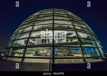 Cyber dom Berlin Reichskuppel moderne futuristische Architektur Stockfoto