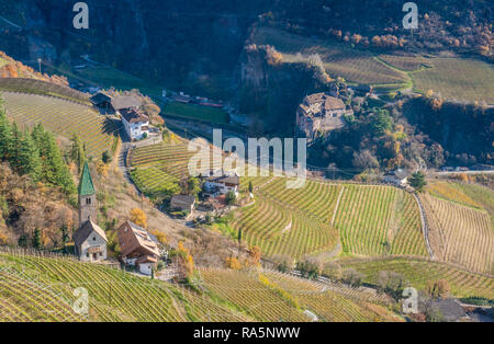 Idyllische Landschaft von San Genesio Seilbahn. Trentino Alto Adige, Italien. Stockfoto