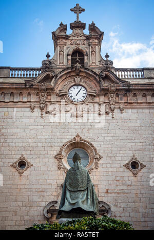 Statue von Bischof Campins Pere-Joan am Santuari De Lluc in Mallorca in Spanien Stockfoto