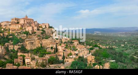 Blick über das Dorf Gordes, Vaucluse, Provence, Frankreich, Europa Stockfoto