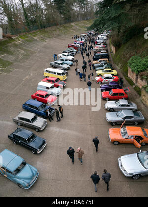 Weybridge, Surrey, Großbritannien. 1. Januar, 2019. Brooklands Museum neue Jahre Tag Oldtimer sammeln. Lage Brooklands Road Weybridge Surrey UK. 01/01/2019 Credit: Martyn Goddard/Alamy leben Nachrichten Stockfoto