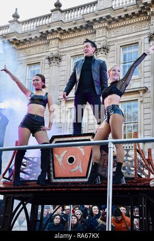 Andrew Lee, Mentalist und Illusionist, London's New Year's Day Parade, Whitehall, London, UK Stockfoto