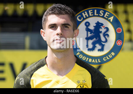 Dortmund, Deutschland. 02 Jan, 2019. Foto Berg: Pulisic wechselt zu Chelsea im Sommer Borussia Dortmund haben mit der Englischen Premier League Club FC Chelsea auf eine Übertragung des Dortmunder offensive Spieler Christian Pulisic mit sofortiger Wirkung geeinigt. Archiv Foto; Christliche PULISIC (DO), Brustbild, Fußball 1. Bundesliga, Borussia Dortmund (DO), Pressetermin am 10.08.2018 in Dortmund/Deutschland. Å | Verwendung der weltweiten Kredit: dpa/Alamy leben Nachrichten Stockfoto