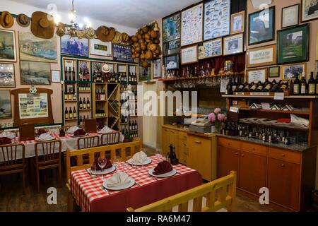 Restaurant Pelican, Virpazar, Skadarsee, in der Nähe von Bar, Montenegro Stockfoto