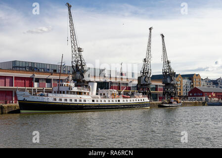 MV Balmoral Schiff angedockt durch M vergossen in Bristol Docks Stockfoto