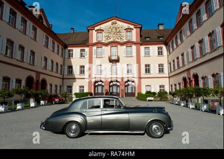 Rolls Royce Silver Cloud, Deutschordenschloss, Insel Mainau, Bodensee, Baden-Württemberg, Deutschland Stockfoto