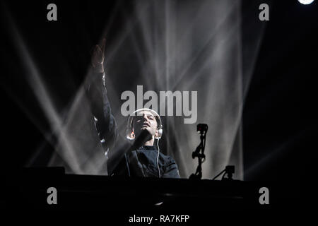 Dänemark, Skanderborg - August 13, 2017. Die Schwedische elektronische Musiker, DJ und Musikproduzent Alesso führt eine Live Show während der dänischen Musik Festival SmukFest 2017. Ohne DÄNEMARK Stockfoto