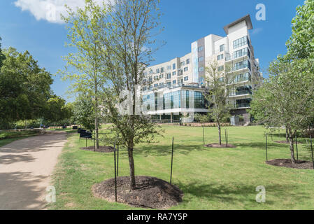 Neues Apartmenthaus in der Nähe von Nature Trail in der Innenstadt von Austin, Tex Stockfoto