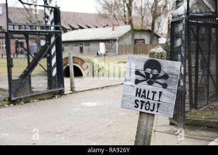 OSWIECIM, Polen - 07 Dezember, 2018: Auschwitz I Holocaust Memorial Museum. Auschwitz I ist das Lager der nationalsozialistischen Konzentrations- und Vernichtungslager Stockfoto