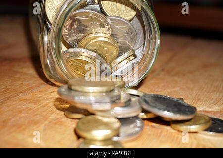 Die Münzen aus Einsparungen jar Stockfoto