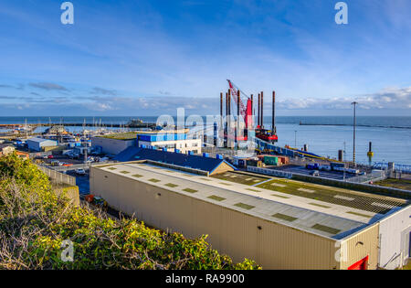 Ramsgate, Großbritannien - 24.Dezember 2018 eine Plattform rig in Ramsgate Hafen Stockfoto