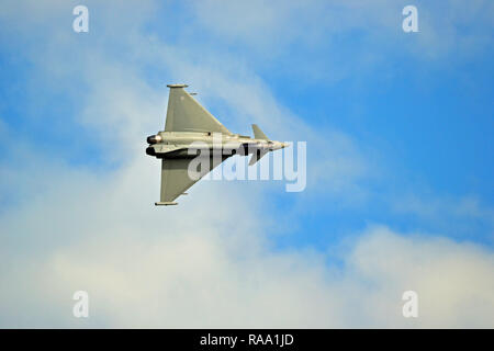 Eurofighter im Flug in Eastbourne Airbourne Airshow, East Sussex, Großbritannien Stockfoto