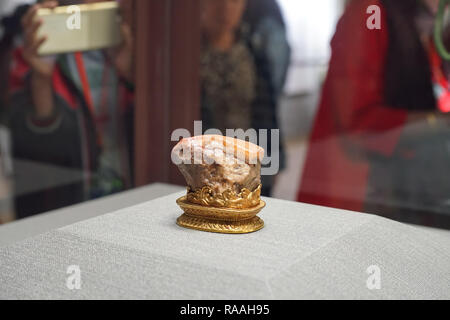 Taipei, Taiwan - 22. November 2018: Die berühmten Fleisch-geformten Stein im Nationalen Palastmuseum in Taipeh, Taiwan. Stockfoto