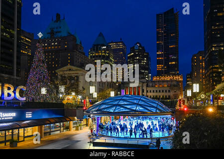 Robson Square, Eislaufbahn, Vancouver, British Columbia, Kanada. Stockfoto