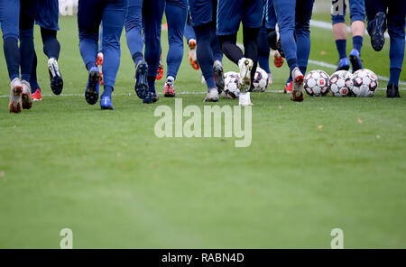Berlin, Deutschland. 03 Jan, 2019. Die Spieler trainieren während der Ausbildung Beginn der Hertha BSC-Team. Quelle: Britta Pedersen/dpa-Zentralbild/dpa/Alamy leben Nachrichten Stockfoto