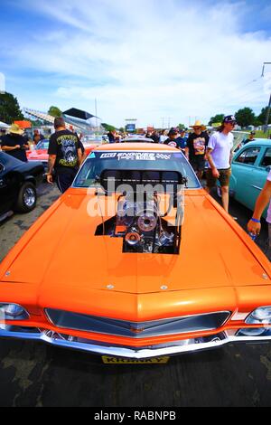 Canberra, Australien. 3. Januar, 2019. Ein Einbau Auto ist in das Messegelände während der Summernats Car Festival in Canberra, Australien, Januar 3, 2019 ausgestellt. Findet jährlich in Canberra seit 1987, in diesem Jahr Summernats eröffnet am Donnerstag und dauert bis Jan. 6. Summernats hat den größten und bekanntesten ps Partei in Australien, und es lockt Touristen nach Canberra aus dem ganzen Land. Während des Festivals, Menschen genießen, driften, City Cruise, Burnout und andere spannende Aufführungen. Quelle: Xinhua/Alamy leben Nachrichten Stockfoto