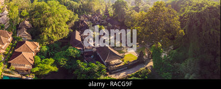 Luftaufnahme des Pura Gunung Lebah Tempel auf der Insel Bali Ubud Stockfoto