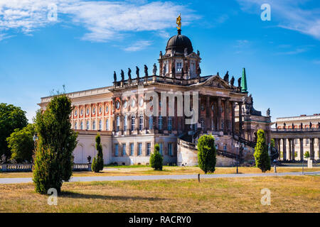 Potsdam, Brandenburg/Deutschland - 2018/07/29: Historische Gebäude der Universität Potsdam - COMMUNS-barocken Anhänge der Royal New Palace in der S Stockfoto