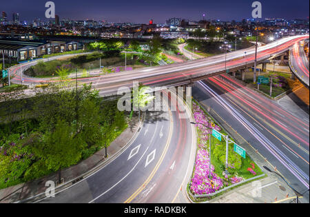 Verkehr der Stadt Seoul, Südkorea. Stockfoto