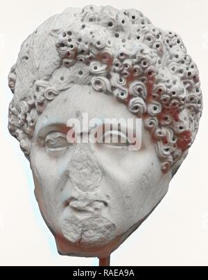 Kopf einer Matrone, Römische Reich, Anfang 2.Jh. A.D, italienischer Marmor, 28 cm (11 in.). Neuerfundene durch Gibon. Klassische neuerfundene Stockfoto