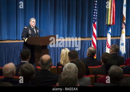 Us-Generalstabschef, General Mark A. Milley, spricht während der abschiedszeremonie zu Ehren der Sekretär der Armee Eric K. Fanning im Pentagon, Arlington, Va., Jan. 18, 2017. Stockfoto