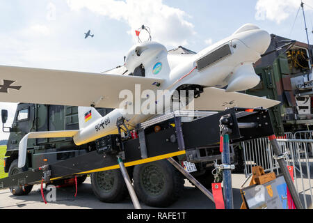 BERLIN, DEUTSCHLAND - Apr 27, 2018: TUAS LUNA NG Drohnen der Bundeswehr bei der Berlin ILA Airshow ausgestellt. Stockfoto