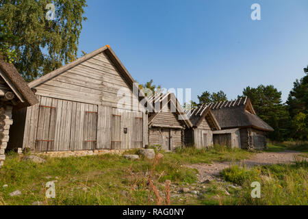 Alte Fischer Hütten des Dorfes Altja an Lahemaa Nationalpark Estland. Stockfoto