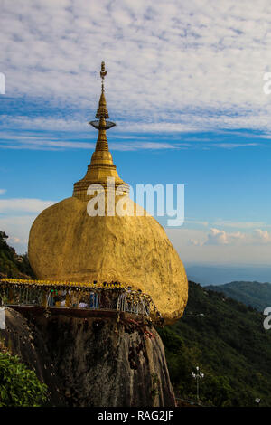 Kyaiktiyo Pagode, Golden Rock, Myanmar (Birma) Stockfoto