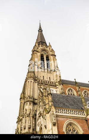 Saint-Christophe details Kirche im neo-gotischen Stil in der Stadt Tourcoing in Frankreich. Departement Nord-Pas-de-Calais. Stockfoto