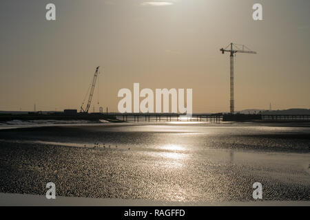 Die Mersey Gateway Brückenbau, 2014-2017. Verschiedene Stadien der Bau der Brücke zwischen Widnes & Runcorn (Halton) am Fluss Mersey Stockfoto