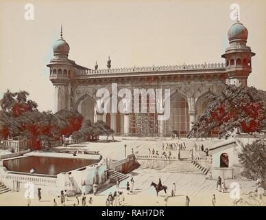 Mecca Masjid, Hyderabad, Lala Deen Dayal (Indisch, 1844-1905), Indien, 1888, Silbergelatineabzug, 20,8 x 26,7 cm (8 Neuerfundene Stockfoto