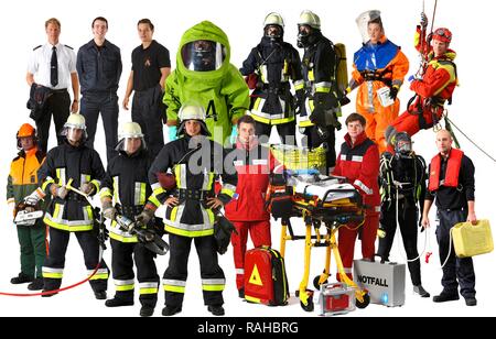 Feuerwehrmänner tragen verschiedene Uniformen, einschließlich einer chemischen Schutzanzug, Sanitäter, einem hohen Winkel Retter, ein Tauchen Stockfoto