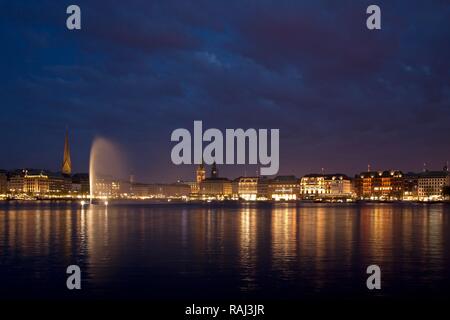 Binnenalster, Binnenalster, Hamburg, PublicGround Stockfoto