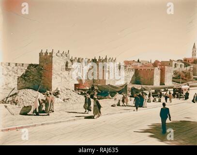 Damaskus Tor- & orange Piles, allgemeine Ansicht, entfernt. Mai 6, 1944, Jerusalem, Israel. Neuerfundene Stockfoto