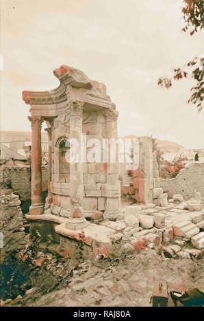 Baalbek. Tempel der Venus. Eingang und Inneren heraus suchen. 1936, Libanon, Baʻlabakk. Neuerfundene durch Gibon. Klassische neuerfundene Stockfoto