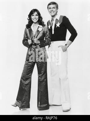 Werbefoto von Karen Carpenter, Richard Carpenter, (The Carpenters) um 1975 Aktenzeichen # 33636 1002THA Stockfoto