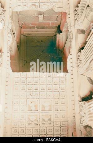 Palmyra. Turm Grab von Elahbel. Interieur mit bemalten Decke. 1920, Syrien, Tadmur. Neuerfundene durch Gibon. Klassische neuerfundene Stockfoto