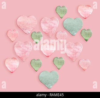 Aquarell rosa Herzen auf rosa Hintergrund. Hand Made Muster Stockfoto