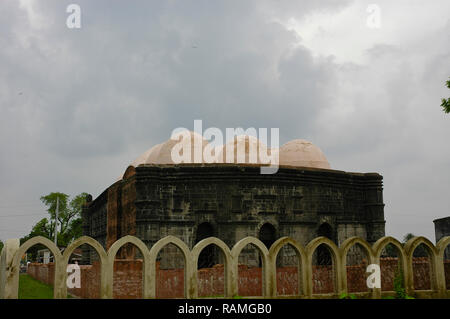 Choto Sona Masjid. Es ist eine bemerkenswert gute architektonische Muster des Sultante Zeitraum. Von Wali Muhammad, der Sohn des Ali während der Herrschaft von Sultan erbaut Stockfoto