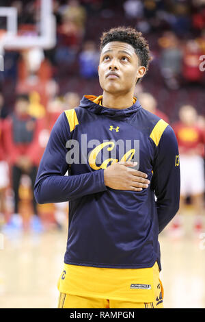 Los Angeles, CA, USA. 03 Jan, 2019. Kalifornien goldenen Bären freuen Jules Erving (13) Während die CAL Bears vs USC Trojans bei Galen Center am 3. Januar 2019. (Foto durch Jevone Moore/Cal Sport Media) Credit: Csm/Alamy leben Nachrichten Stockfoto