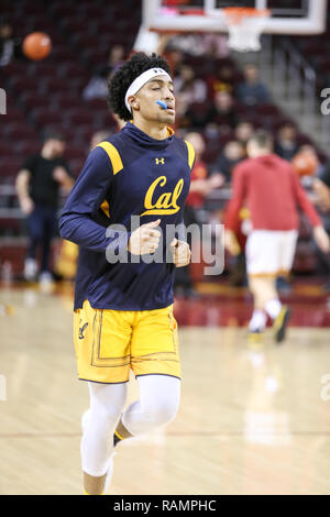 Los Angeles, CA, USA. 03 Jan, 2019. Kalifornien goldenen Bären freuen Gerechtigkeit das Land (10) Während die CAL Bears vs USC Trojans bei Galen Center am 3. Januar 2019. (Foto durch Jevone Moore/Cal Sport Media) Credit: Csm/Alamy leben Nachrichten Stockfoto