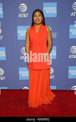 Palm Springs, Ca. 3 Jan, 2019. Yalitza Aparicio, an der 2019 Palm Springs International Film Festival Awards Gala im Kongresszentrum Palm Springs in Palm Springs, Kalifornien, am 3. Januar 2019. Credit: Faye Sadou/Medien Punch/Alamy leben Nachrichten Stockfoto