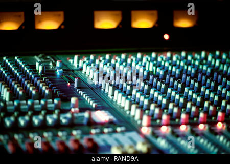 Musik Equipment Etnetrainment Audio-DJ-Mixer Foto Stockfoto